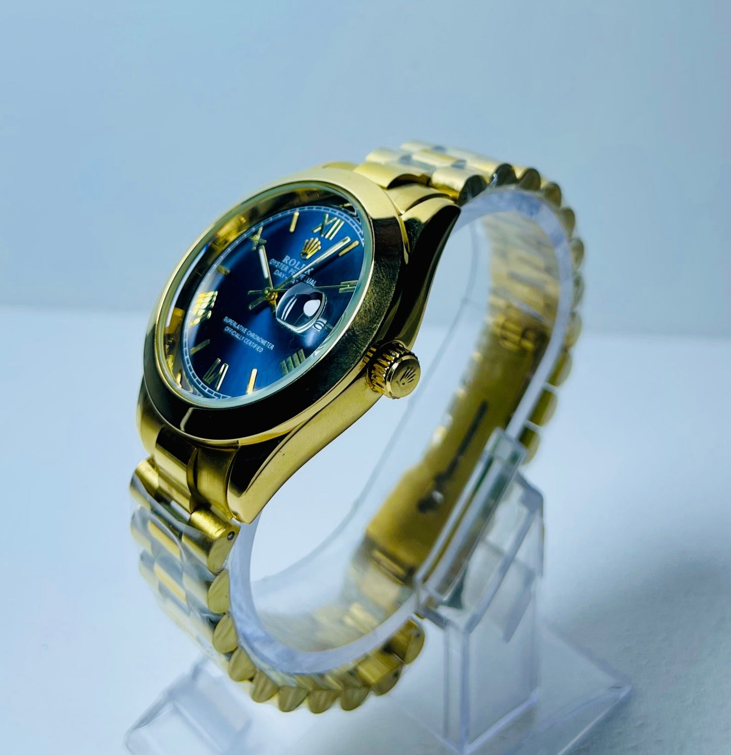 Rolex Oyster Man's Watch Arabic Golden Chain and Blue Dial With Master Lock.